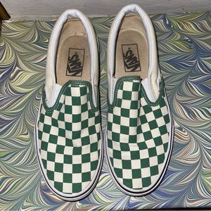 VANS Slip-on Kelly Green and Cream Checkered Sneaker SIZE 8